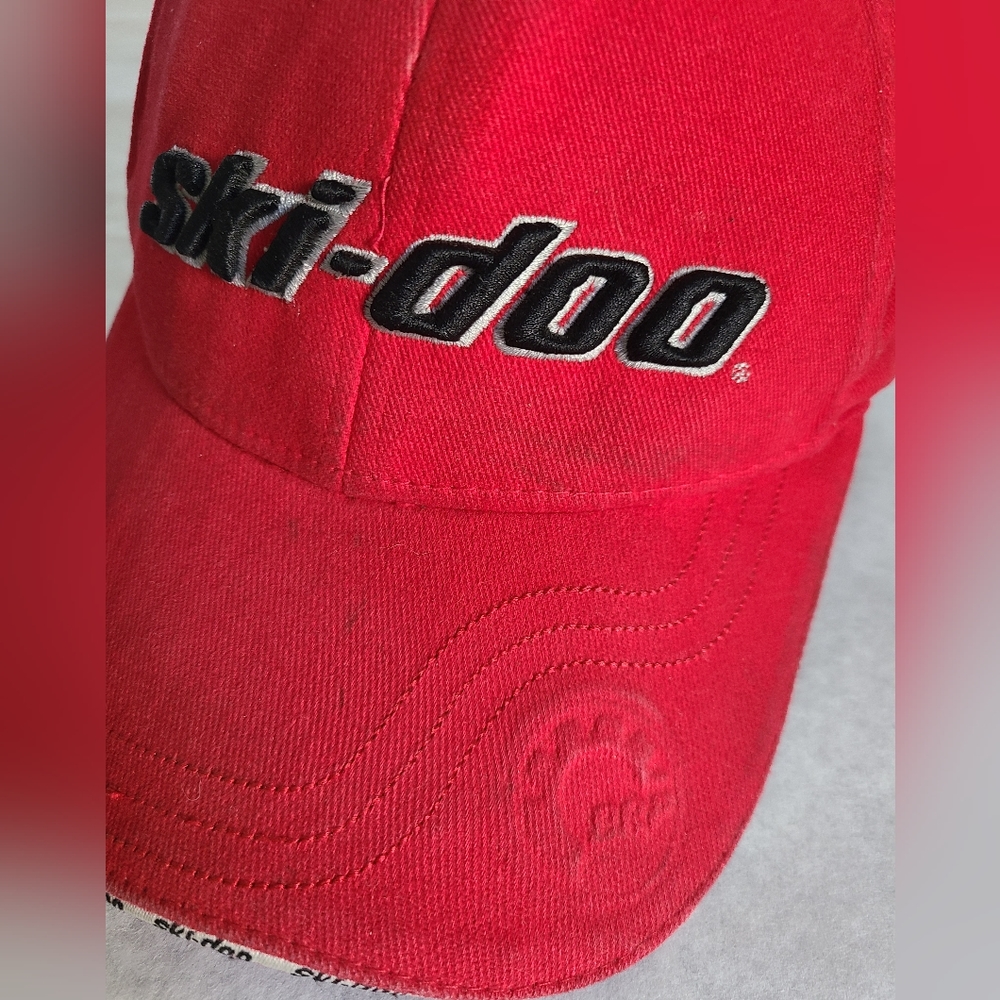 Ski-doo cap